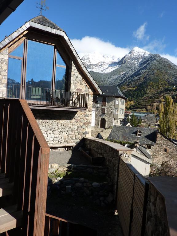 Villa La Borda Del Zarrastiecho Sallent de Gállego Esterno foto